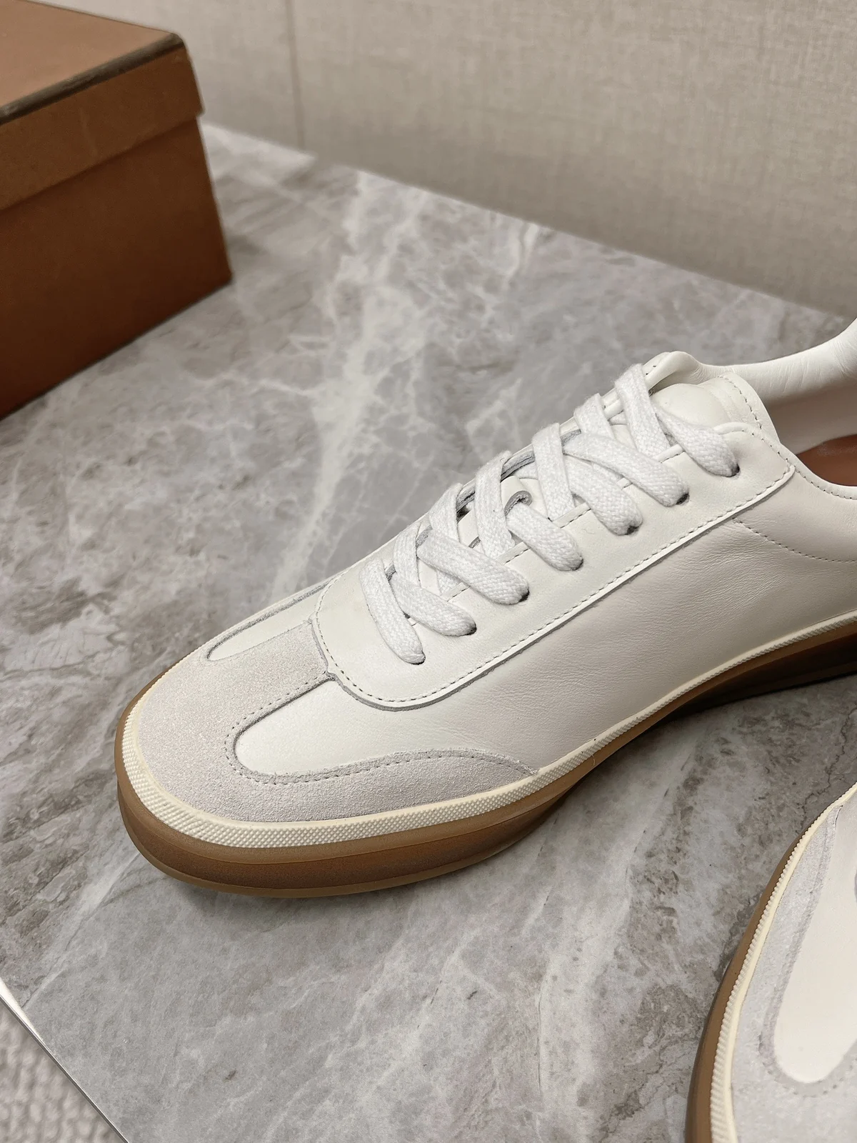 Gum-sole lace-up sneaker · P114 view 2