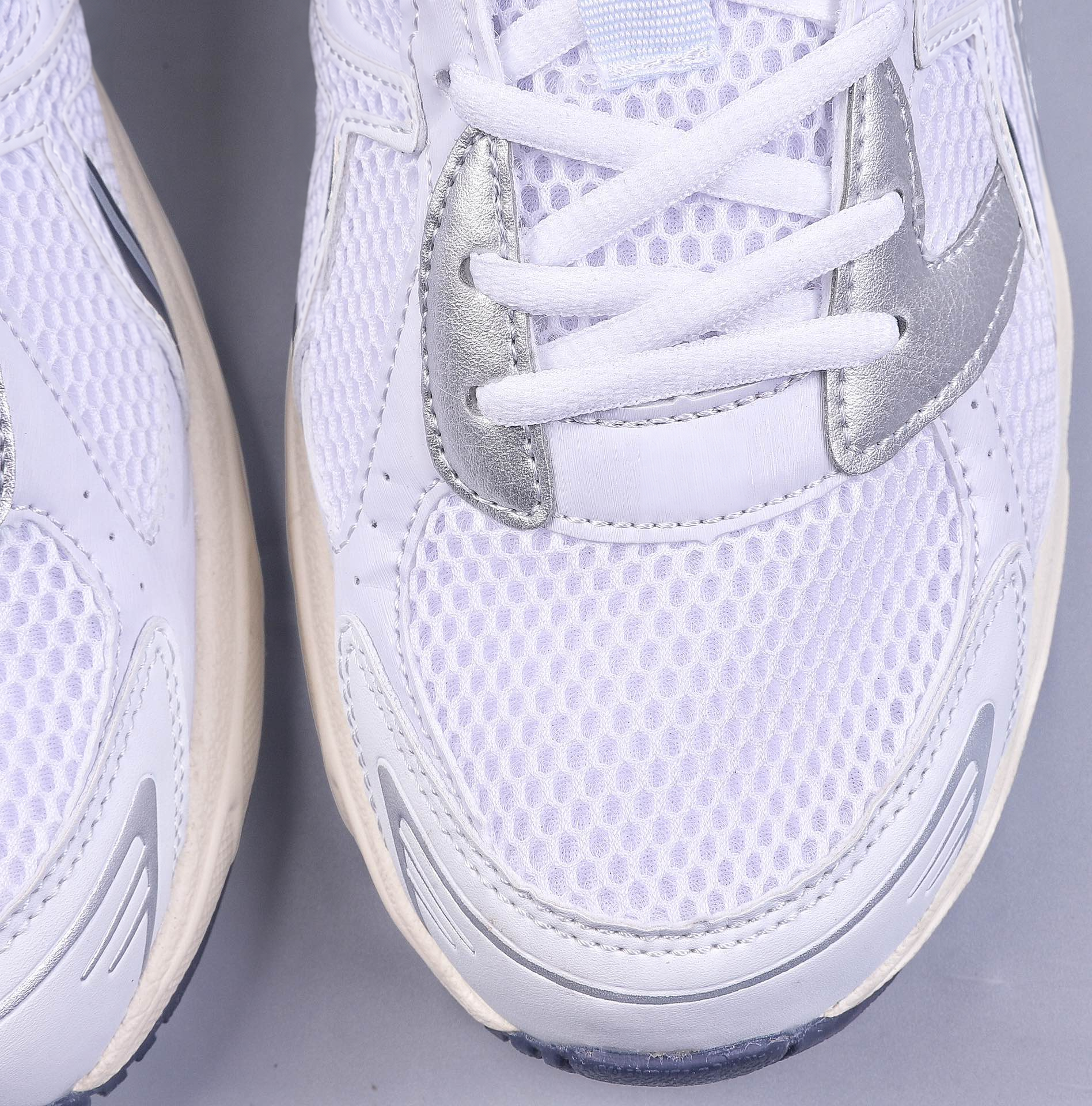 GEL-1130 · P106 view 3
