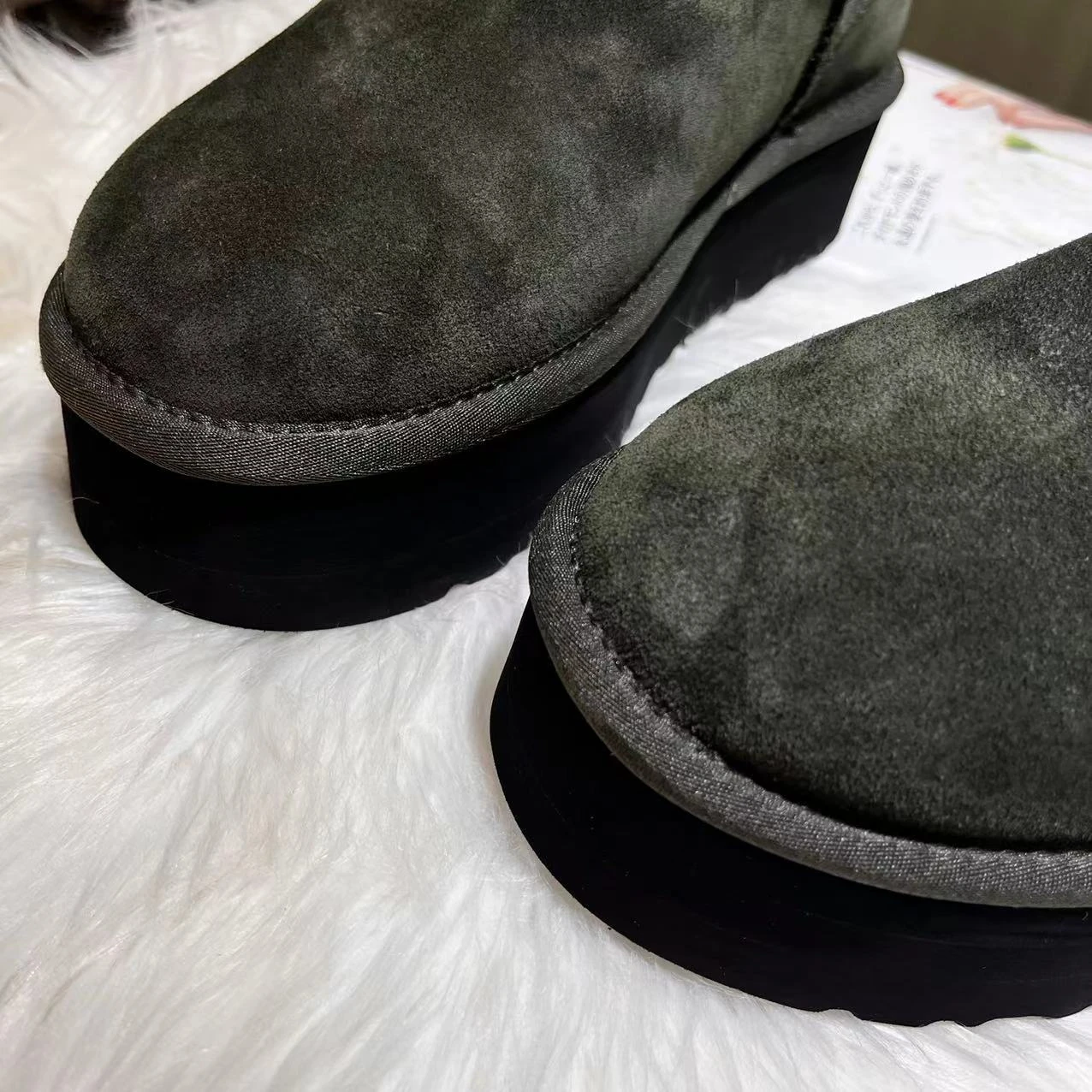 Classic Mini Platform · P111 view 4
