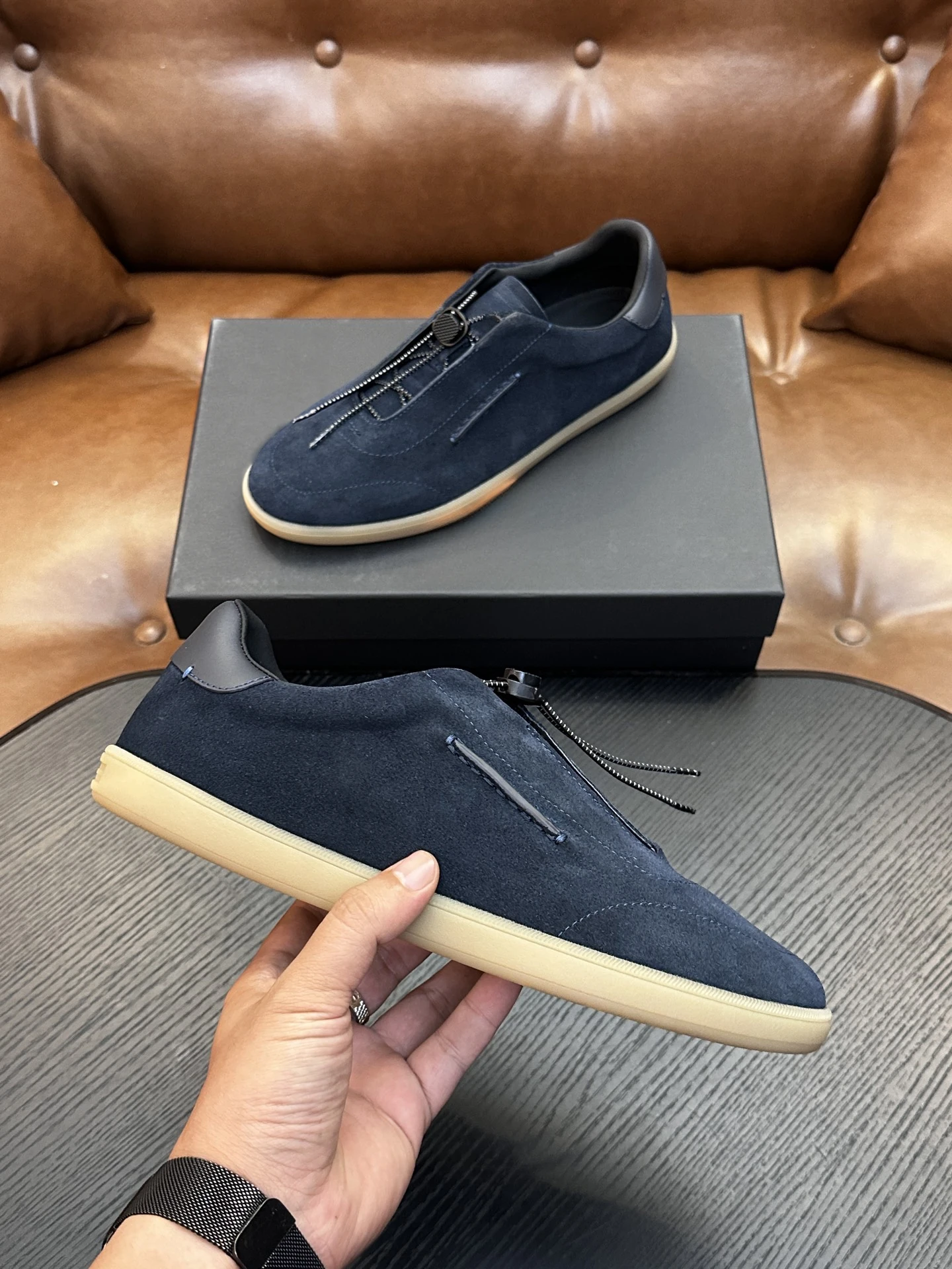 Toggle-lace casual shoe — Low-top, Toggle laces, Apron stitching · P112 view 4