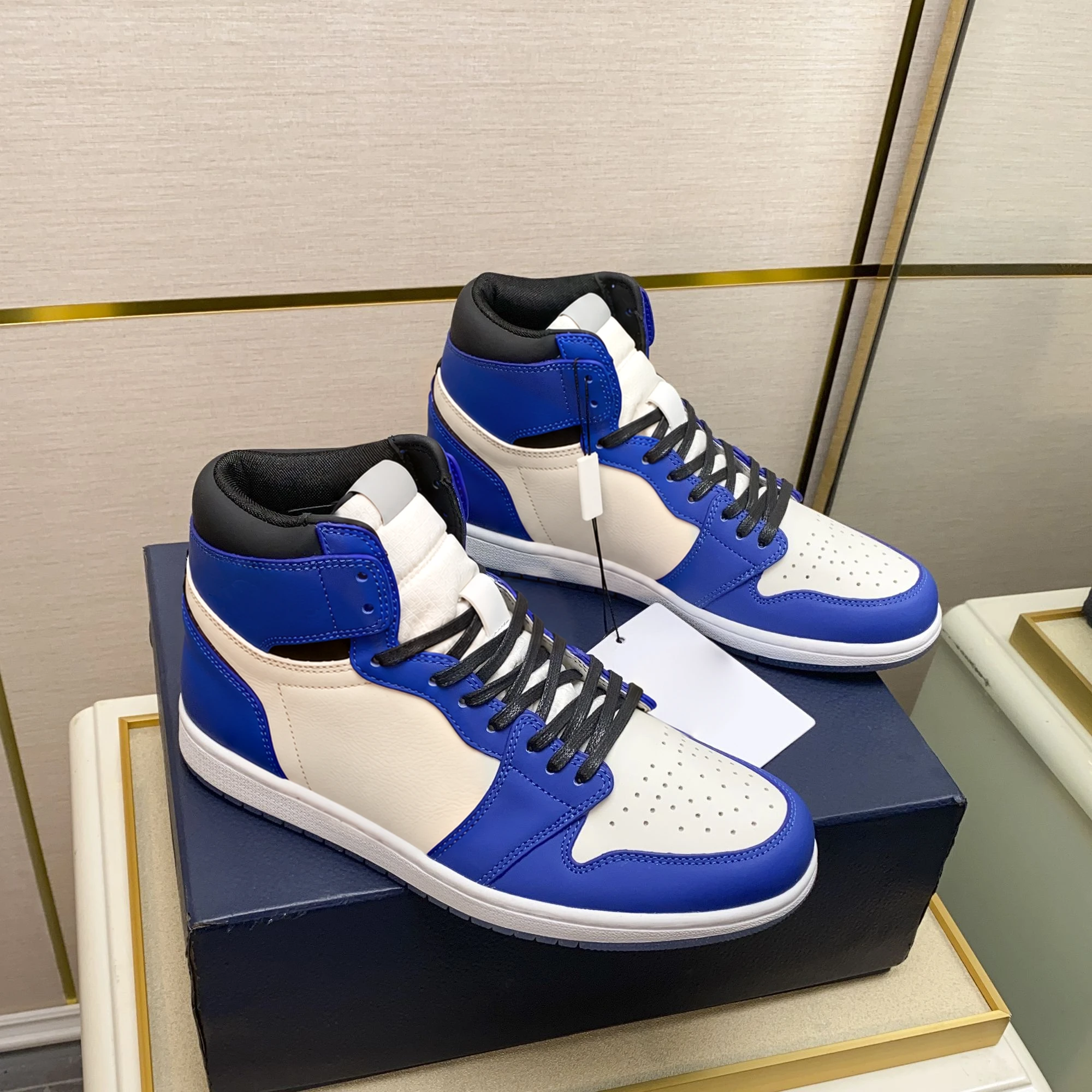 AJ1 High · P104 view 2